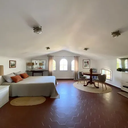 Les Palmiers Calcatoggio (Corsica)