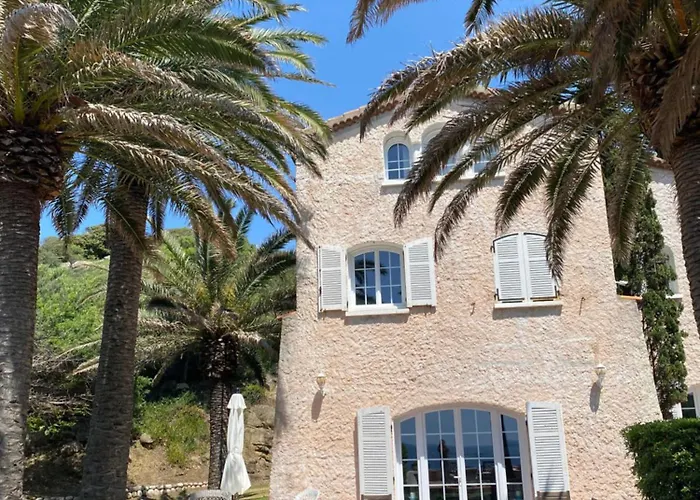 Les Palmiers * Calcatoggio (Corsica)