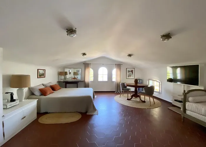 Les Palmiers Calcatoggio (Corsica)